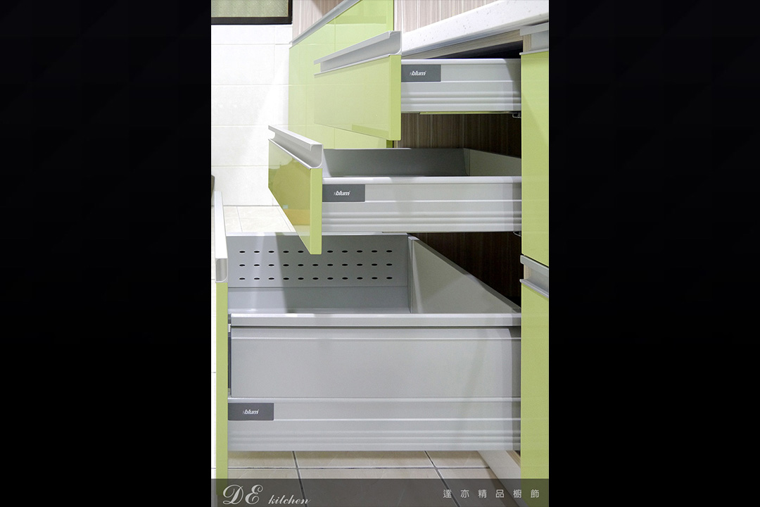 廚房設計｜blum 標準型鋁灰抽滑軌